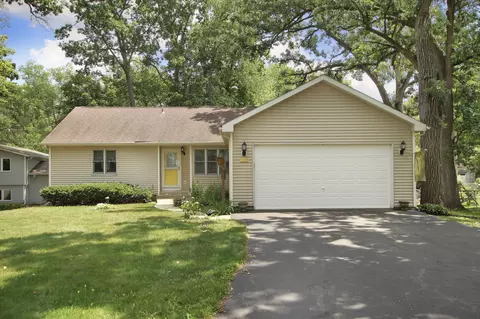 11105 270th, Trevor, WI 53179