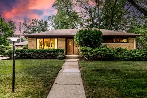 1115 Windsor, Waukesha, WI 53186