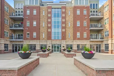 6330 W Greenfield #413, West Allis, WI 53214