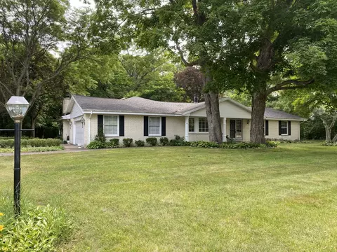 6301 Parkview, Greendale, WI 53129