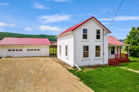 s2001 County Road U, Waumandee, WI 54622