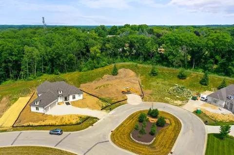 1612 Yardley #LT 6, Summit, WI 53066