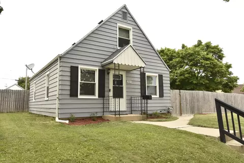 6312 W Oconto, West Allis, WI 53219