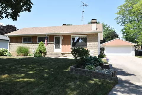3322 W Grn, Milwaukee, WI 53221