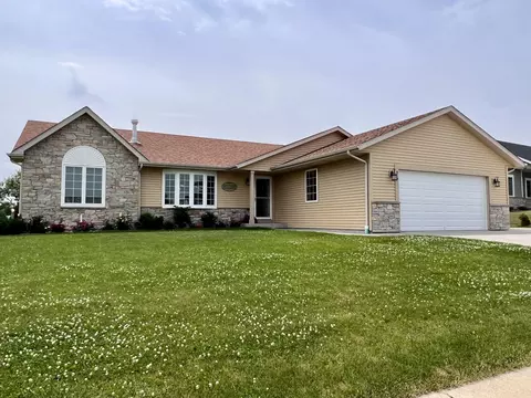 919 Duke, Brownsville, WI 53006