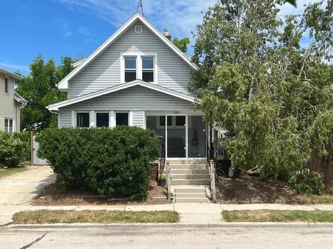 1332 Logan, Sheboygan, WI 53083