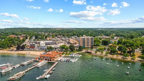101 Broad #701 & 704, Lake Geneva, WI 53147