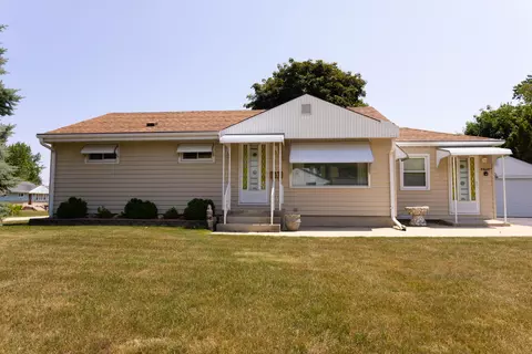 8844 S 81st, Franklin, WI 53132