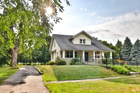 452 W Monroe, Wyocena, WI 53954