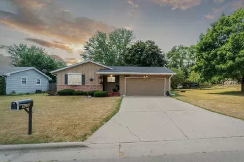 1418 Johnson, Beloit, WI 53511