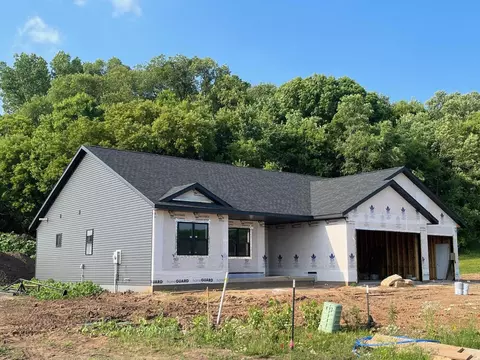 2915 Cortland, Holmen, WI 54636