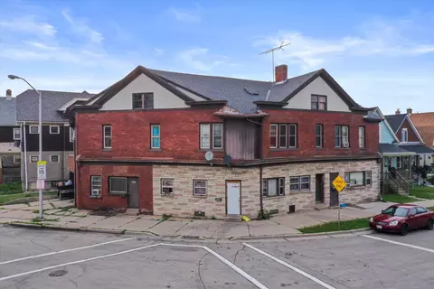 1121 S 46th, West Milwaukee, WI 53214