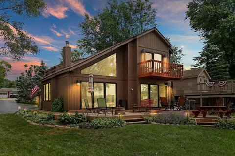 9714 271st, Trevor, WI 53179