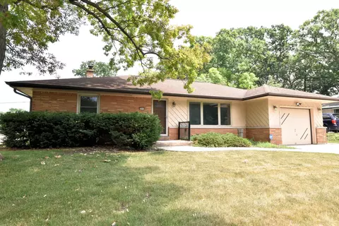 4404 S 80th, Greenfield, WI 53220