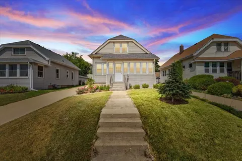 1349 S 84th, West Allis, WI 53214