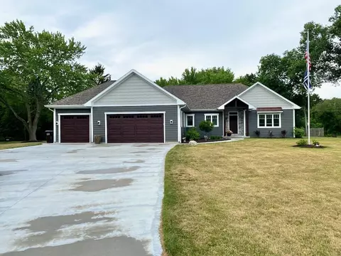 s63w31493 Road X, Mukwonago, WI 53149