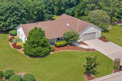 880 Oak Rdg, Plymouth, WI 53073