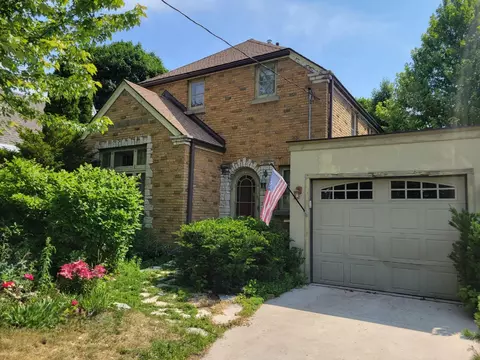 1617 S 12th, Manitowoc, WI 54220