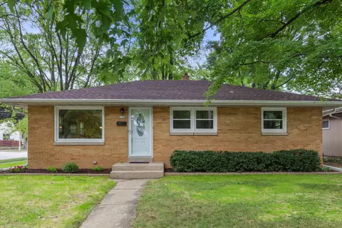 5320 N 107th, Milwaukee, WI 53225