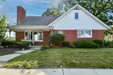 1929 N Main, Racine, WI 53402