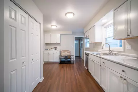 4520 W Scott, West Milwaukee, WI 53214