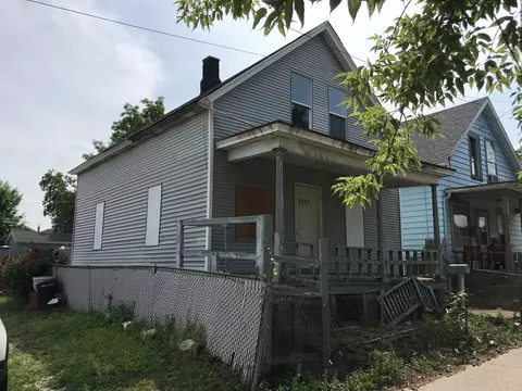 1011 West, Racine, WI 53404