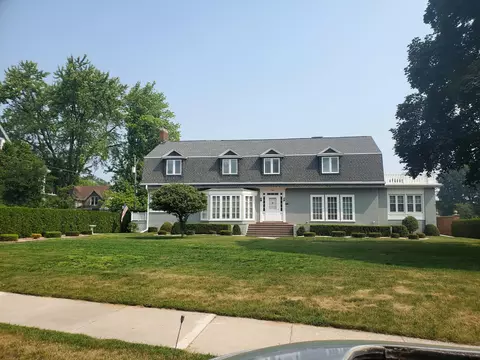 1404 Michigan, Manitowoc, WI 54220
