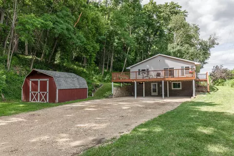 n8011 Sullivan Road, Farmington, WI 54644