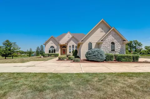 6317 Madeline, Caledonia, WI 53108