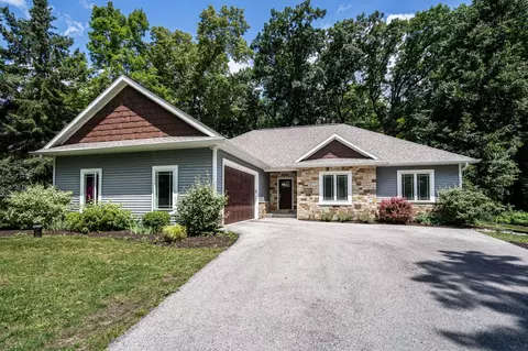 13860 W Bluemound, Elm Grove, WI 53122