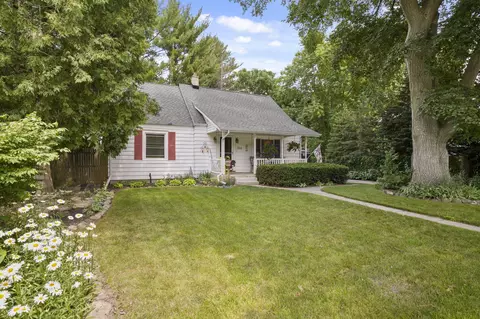 204 W Page, Elkhorn, WI 53121