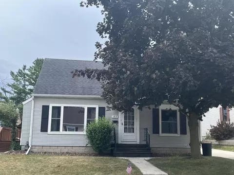 1917 Pleasant, New Holstein, WI 53061