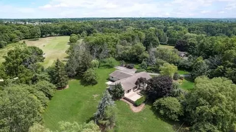 6520 Hoods Crk, Franksville, WI 53126