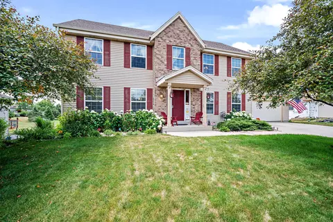 1111 Huron, Hartford, WI 53027