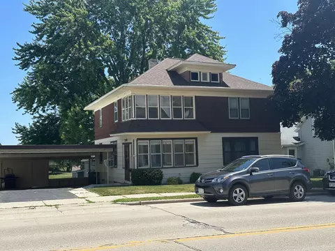 122 S Main, Cedar Grove, WI 53013