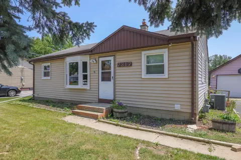 7317 Cliffside, Racine, WI 53402