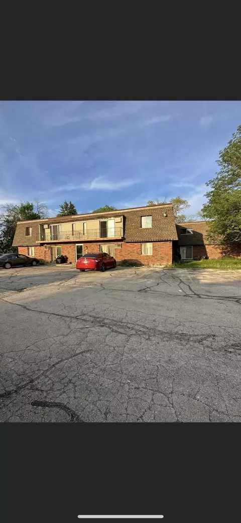 4725 S 13th, Milwaukee, WI 53221