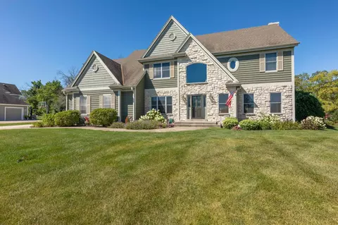 w169n5273 Oak Rdg, Menomonee Falls, WI 53051