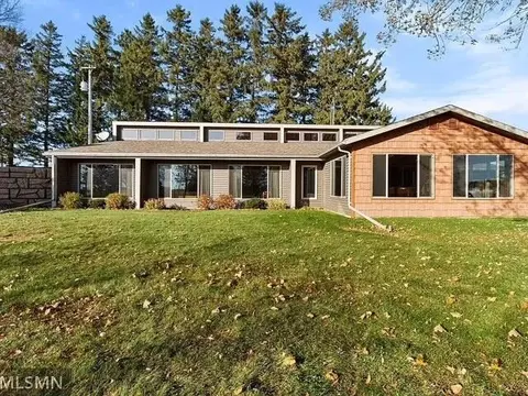 11589 State 44, Mayville, MN 55921
