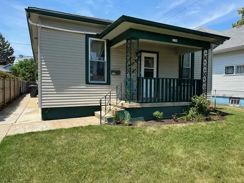 2128 Howe, Mount Pleasant, WI 53403