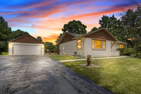 8004 Western, Cedarburg, WI 53012