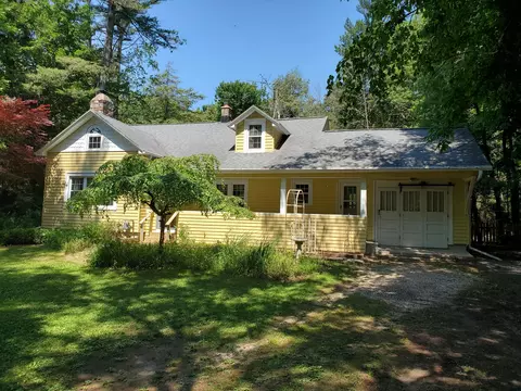 n2170 North Pine Beach Road, Holland, WI 53070