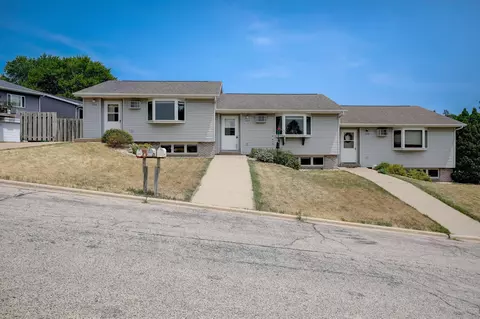 225 Buechner #225-227-229, Mount Horeb, WI 53572