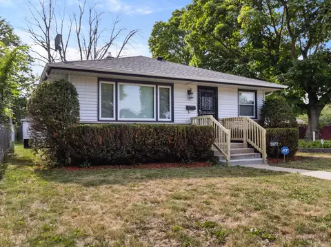 5877 N 78th, Milwaukee, WI 53218