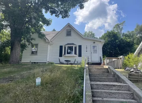 7816 Greendale, Burlington, WI 53105