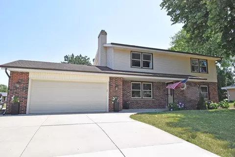 12505 W Crawford, New Berlin, WI 53151