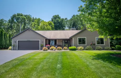 n29w26611 Peterson, Pewaukee, WI 53072
