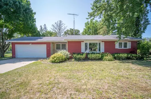 915 Newton, Waupun, WI 53963
