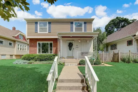 3424 N Weil, Milwaukee, WI 53212