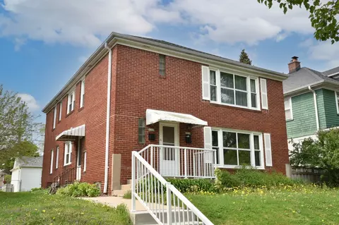 6317 W Girard #6319, Milwaukee, WI 53210